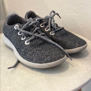 Allbirds Gray and White Sneakers with Knit Fabric and White Sole